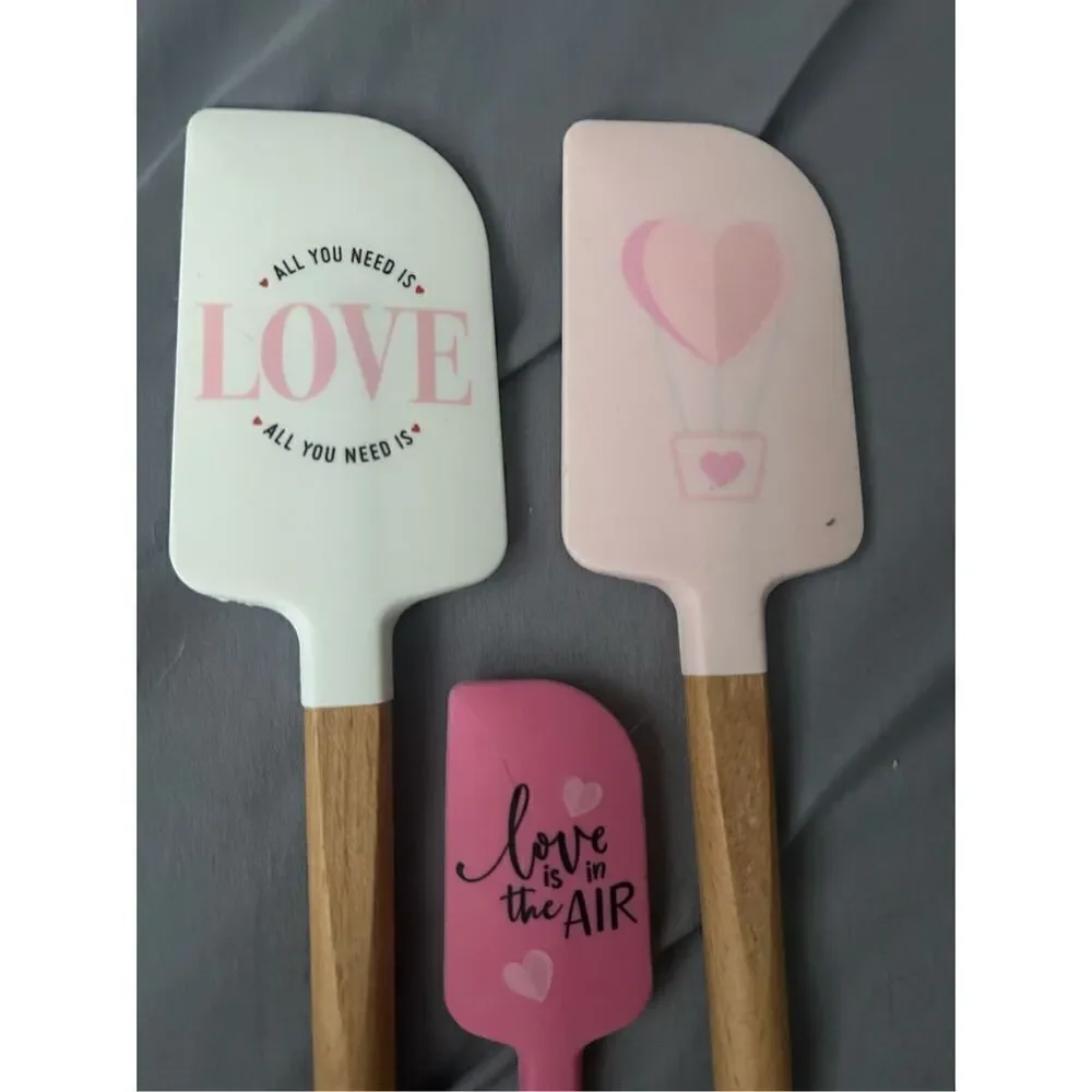Set Of 3 Valentines Spatulas